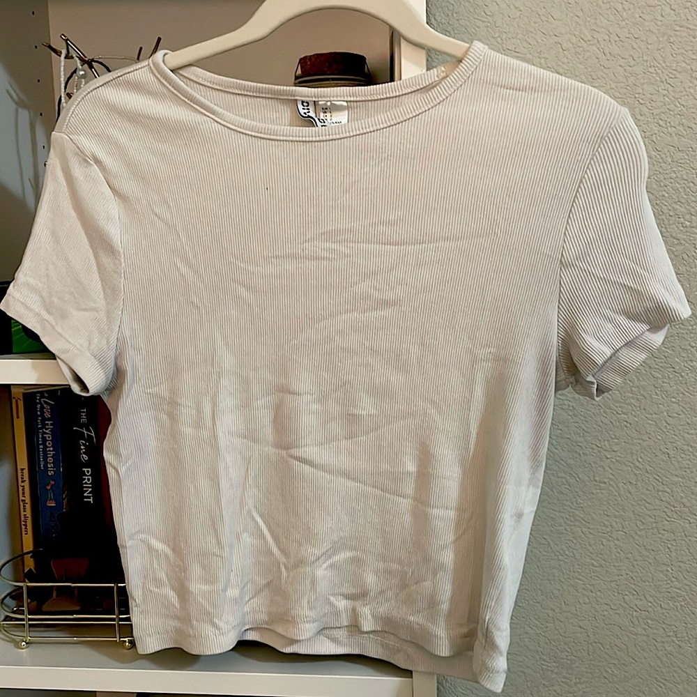 H&M DIVIDED White Ribbed Crop Top